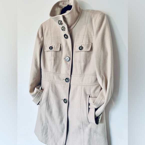 Kenneth Cole Reaction Jackets & Blazers - Kenneth Cole Reaction Med Cream Wool Tailored Winter Coat, Military, Satin Lined